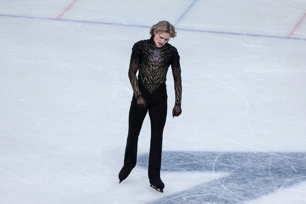 Șoc la Jocurile Olimpice: Fenomenalul Ilia Malinin ratează podiumul la patinaj artistic, kazahul Mikhail Shaidorov câștigă aurul