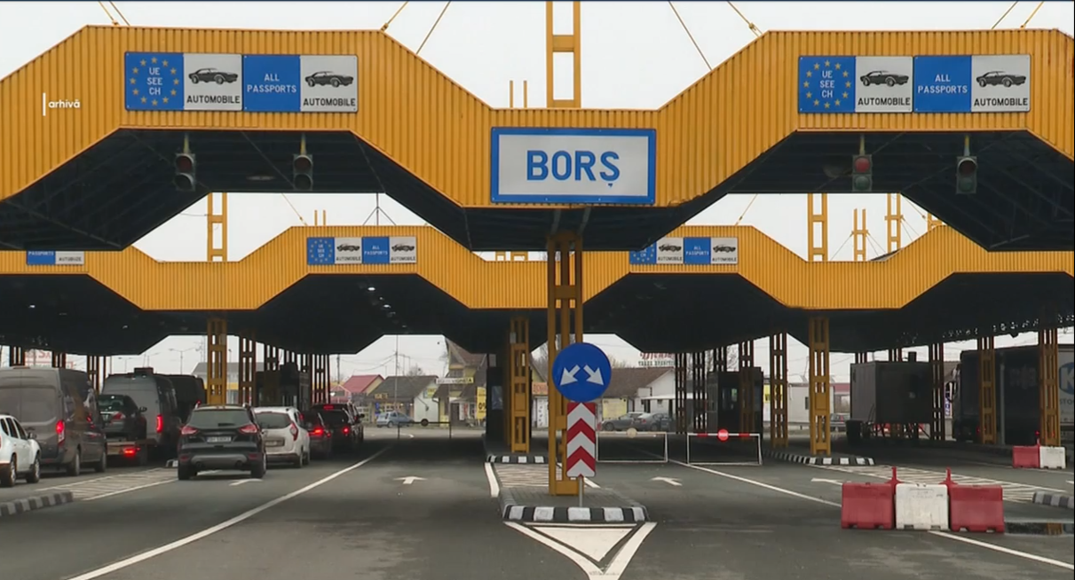 Doi polițiști de frontieră arestați pentru mită la Vama Borș. Surse: Câștigau până la 1.000 de euro pe zi din mită
