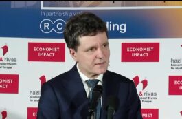 Bolojan: Guvernul va decide în perioada următoare reducerea accizei la carburanţi, în primul rând ne vom concentra pe motorină