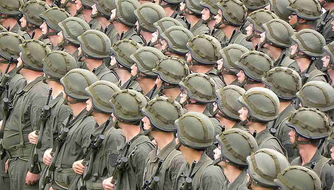 Armata americană creşte la 42 de ani vârsta maximă de înrolare