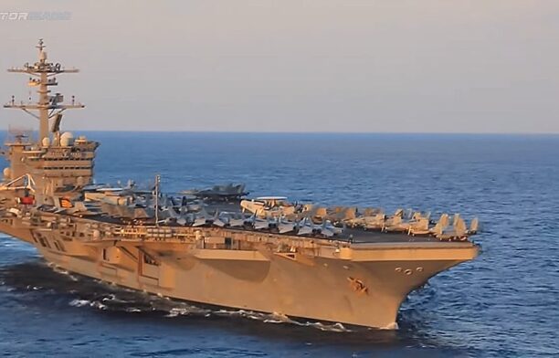 Portavionul american USS Abraham Lincoln / captura video