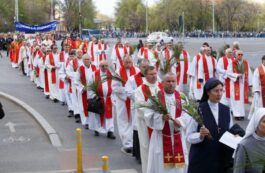 Procesiune de Florii organizată de Arhiepiscopia Romano-Catolică de Bucureşti / arcb.ro