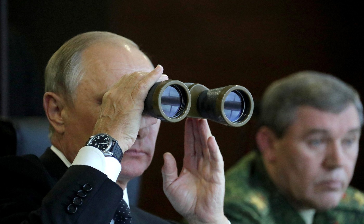CNN: Kremlinul, aflat într-o situație instabilă, întărește măsurile de securitate în jurul lui Putin pe fondul temerilor legate de tentative de asasinat și de lovituri de stat