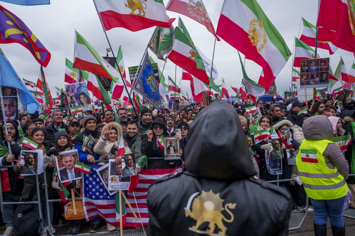 De ce e Iranul o țară ”imposibil de cucerit” și ce lovituri ar împinge Teheranul în colaps