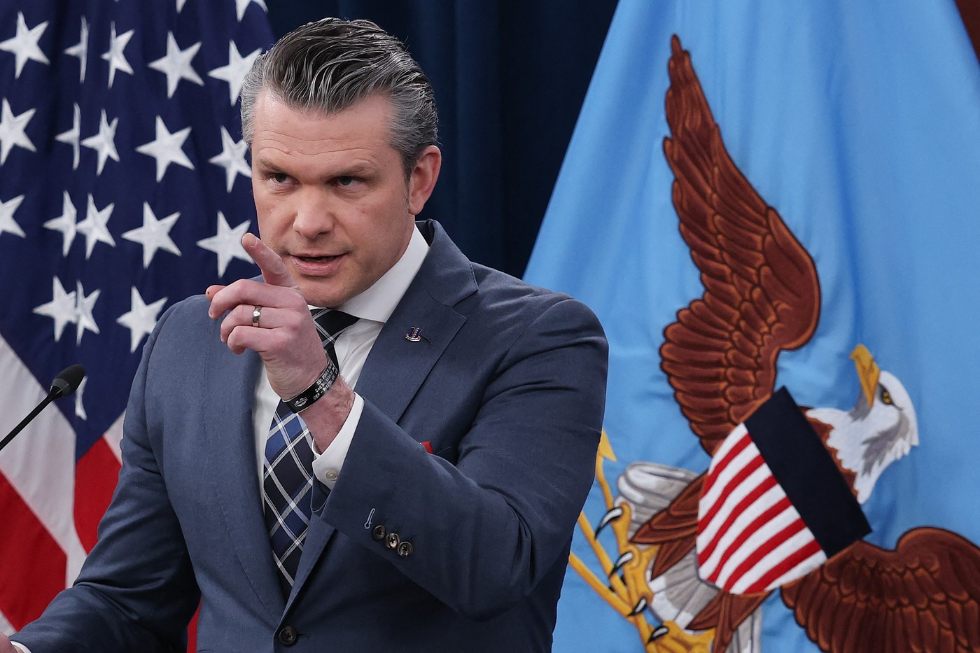 Pete Hegseth: Europa şi Asia au beneficiat de protecţia SUA timp de decenii, dar vremea gratuităţii s-a încheiat
