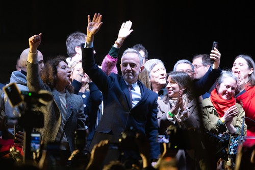 Socialiștii francezi își mențin puterea în marile orașe, după alegerile municipale. Extrema dreaptă, mulțumită și nu prea