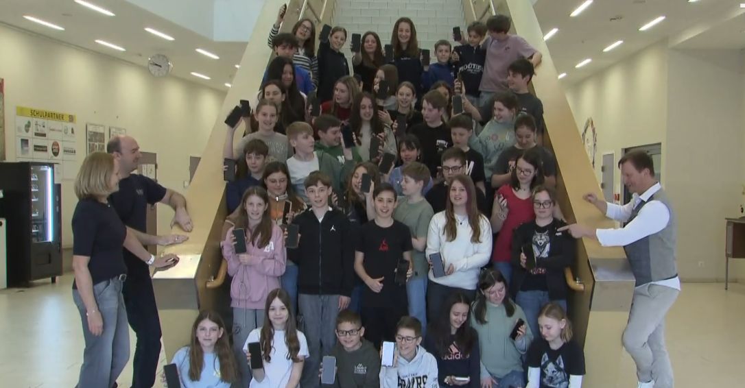 Provocare inedită în Austria. 70.000 de copii au renunțat complet la telefonul mobil, timp de trei săptămâni