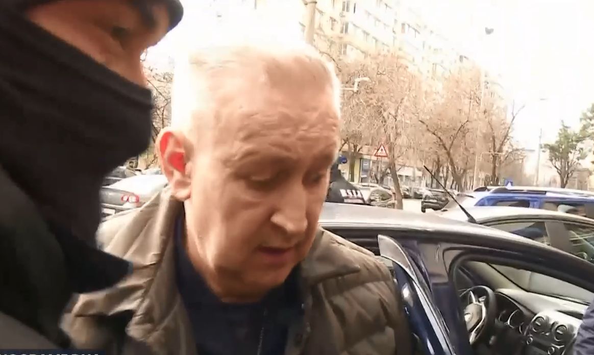 Dosarul de corupție de la ARR: Șoferii mituitori primeau subiectele sau teste completate de alții la examentul de atestat