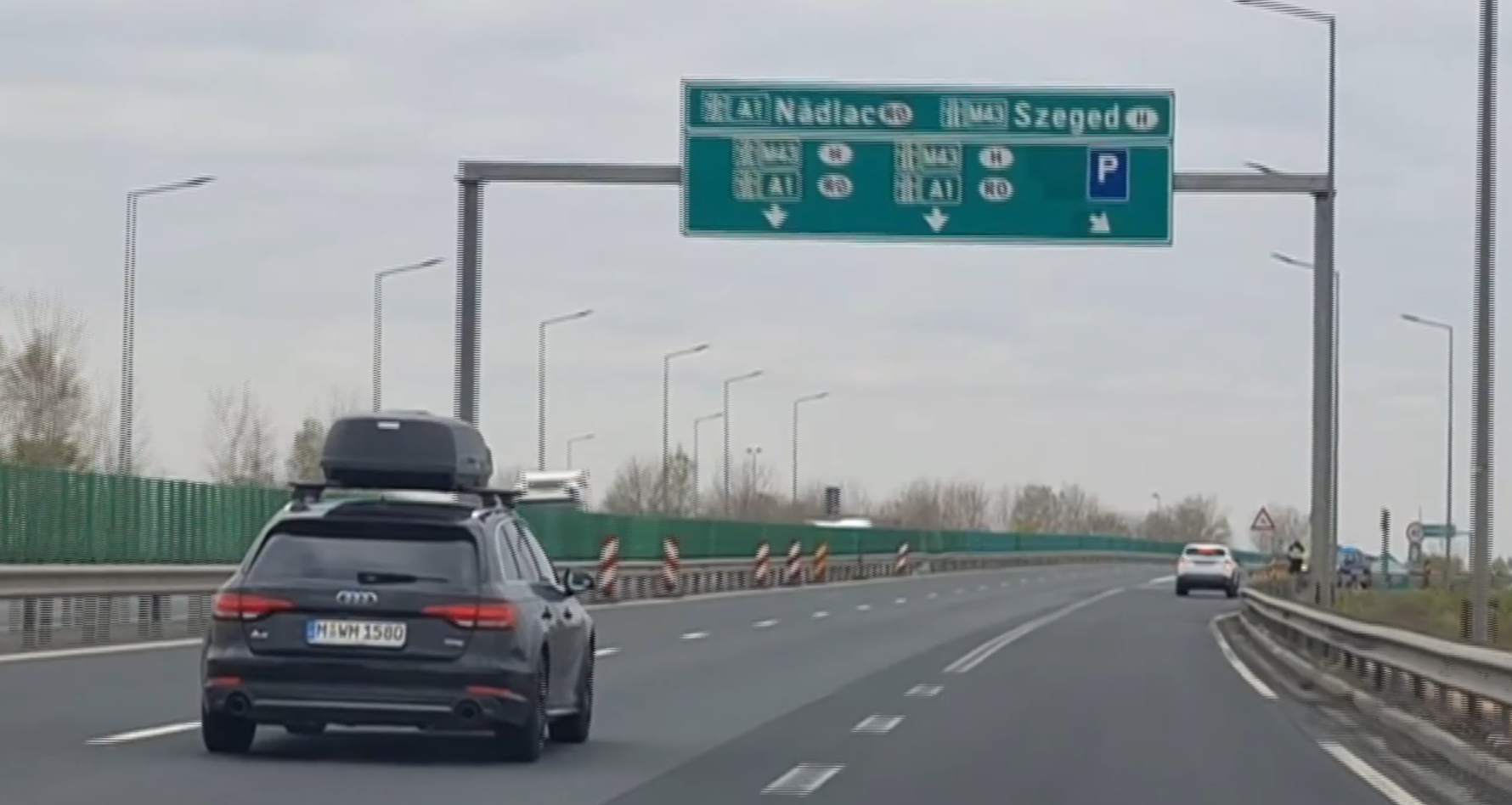 Românii care muncesc în străinătate au venit acasă de Paște. Drumul până în țară a fost mult mai scump anul acesta