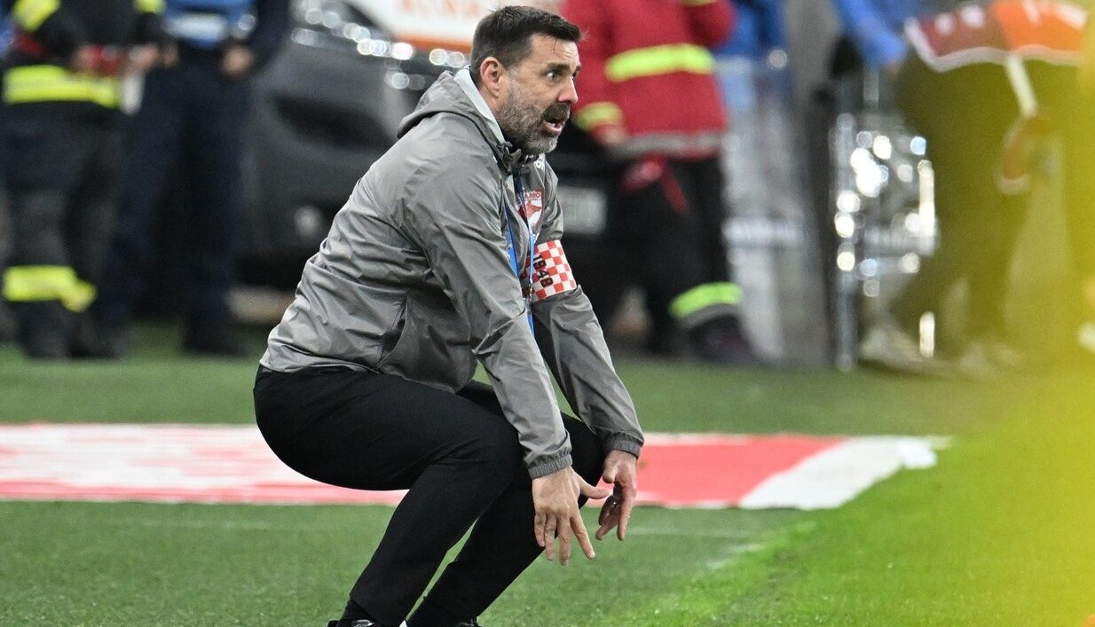 Superliga: FC Argeș – Dinamo 1-1, primul punct din play-off pentru echipa lui Kopic