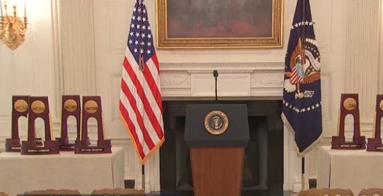 Donald Trump a anunțat pe Truth Social că amână atacul asupra Iranului și prelungește armistițiul