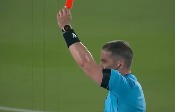 Arbitrul român Istvan Kovacs / captura video