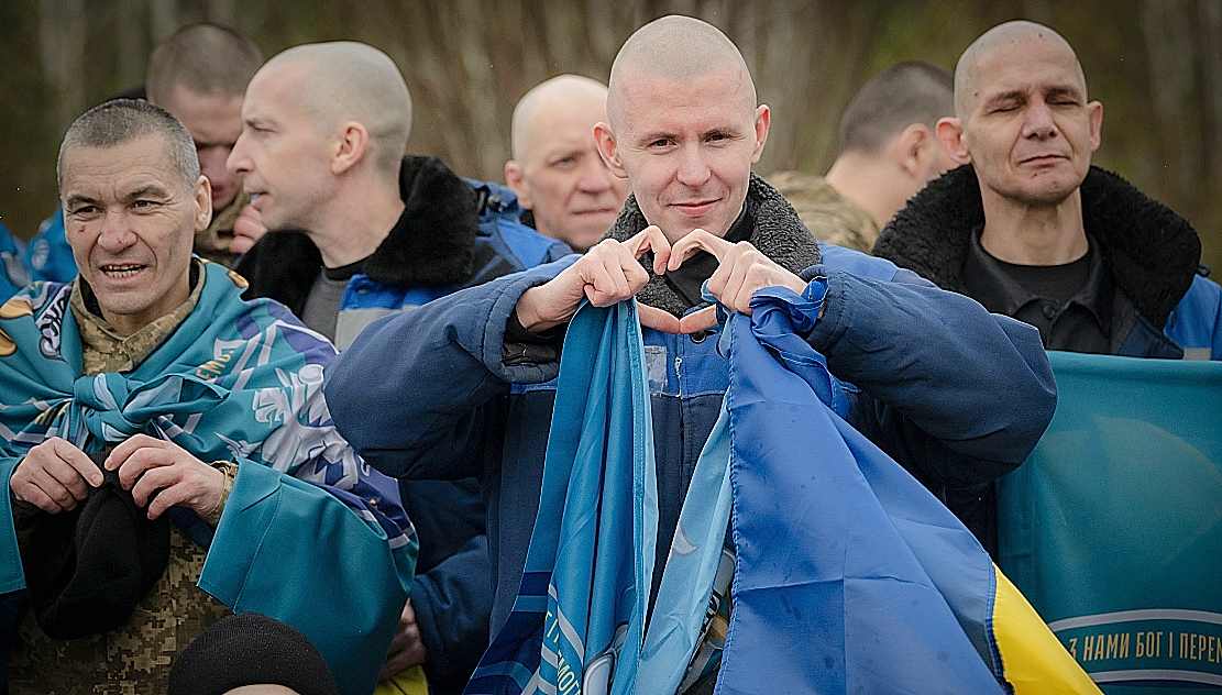 Tunurile au tăcut în Ucraina, dar numai de Paşte