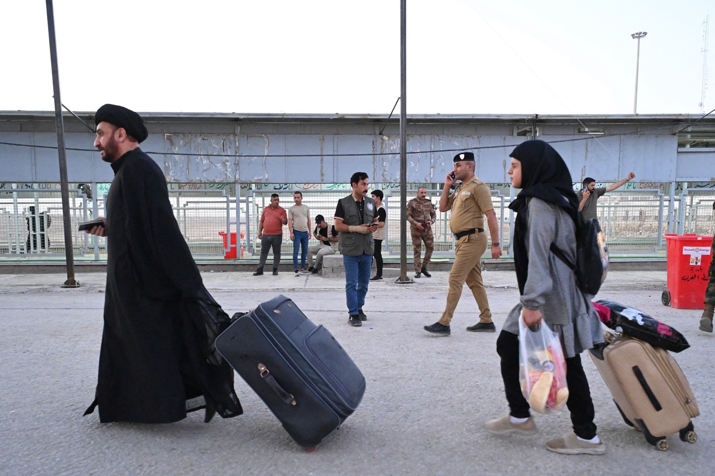 Punctul de trecere a frontierei irakiene cu Iranul închis în urma unui atac aerian