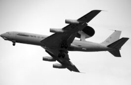 Reportaj EXCLUSIV din Geilenkirchen, baza în care NATO ține avioanele radar AWACS. Din 2011, în baza din Germania, lucrează și români