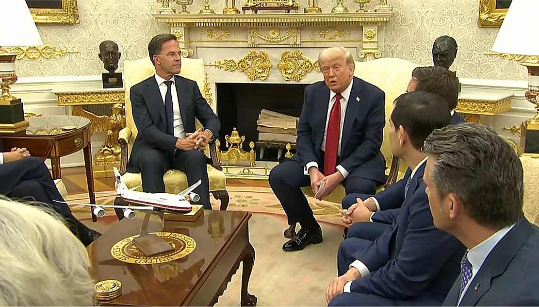 Tensiuni SUA – NATO | Donald Trump s-ar fi dezlănţuit în faţa lui Mark Rutte. Cancelarul Germaniei a vorbit și el cu cel american