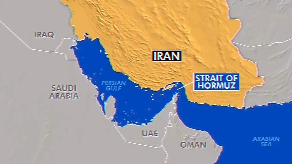 Iranul exclude să redeschidă Strâmtoarea Ormuz cât timp SUA menţin blocada navală