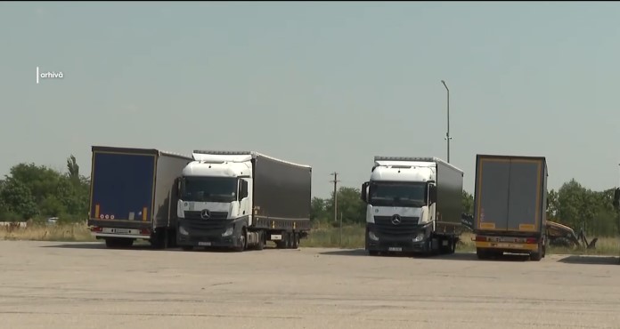 Restricții de circulație în Ungaria pentru vehicule de peste 7,5 tone în perioada 1- 3 mai, anunță MAE