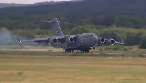 Trump amenință că va reduce forțele armate americane staționate în Germania, după schimbul de replici dur cu cancelarul Merz