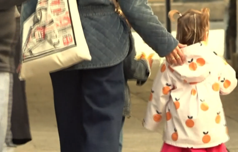 Caz șocant în Franța! Sute de copii au fost agresaţi fizic, verbal şi sexual în şcolile din Paris