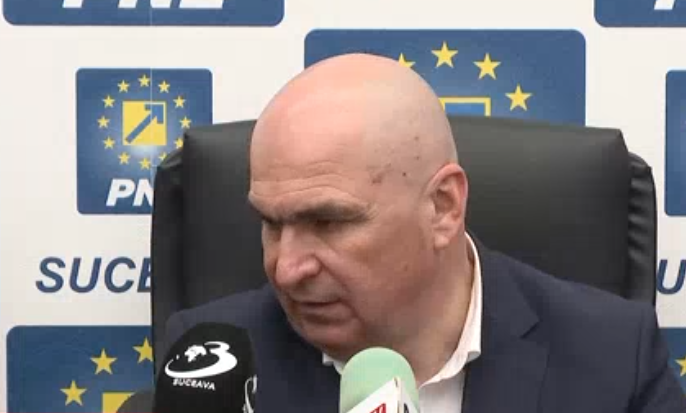 Bolojan: Dacă moţiunea nu trece este nevoie de consultări parlamentare pentru o formulă de susținere stabilă