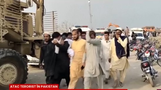 Atac terorist soldat cu decese în Pakistan, asupra unor polițiști și grăniceri