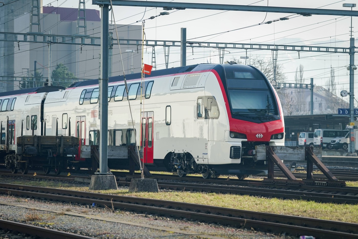Un bărbat a rănit trei persoane cu un cuțit într-o gară din Elveția