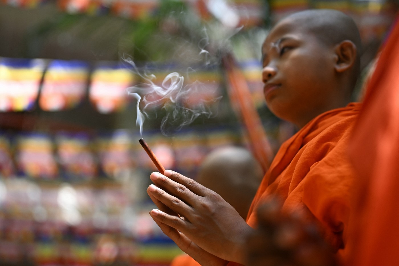 Pe 1 mai, budiștii sărbătoresc ziua de Vesak