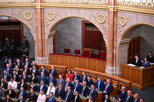 Parlamentarii maghiari au votat împotriva ieşirii din Curtea Penală Internaţională, susținută de Orban
