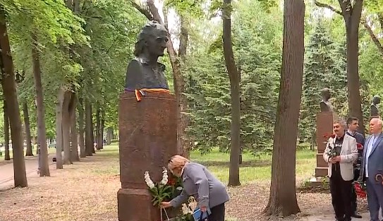 Festivalul internaţional de poezie Grigore Vieru, desfășurat la Chişinău şi Ungheni, reunește oameni de cultură din Republica Moldova, România și Germania