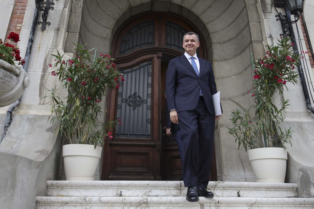 “Nu avem nevoie de lecții despre guvernul pe care îl propun”