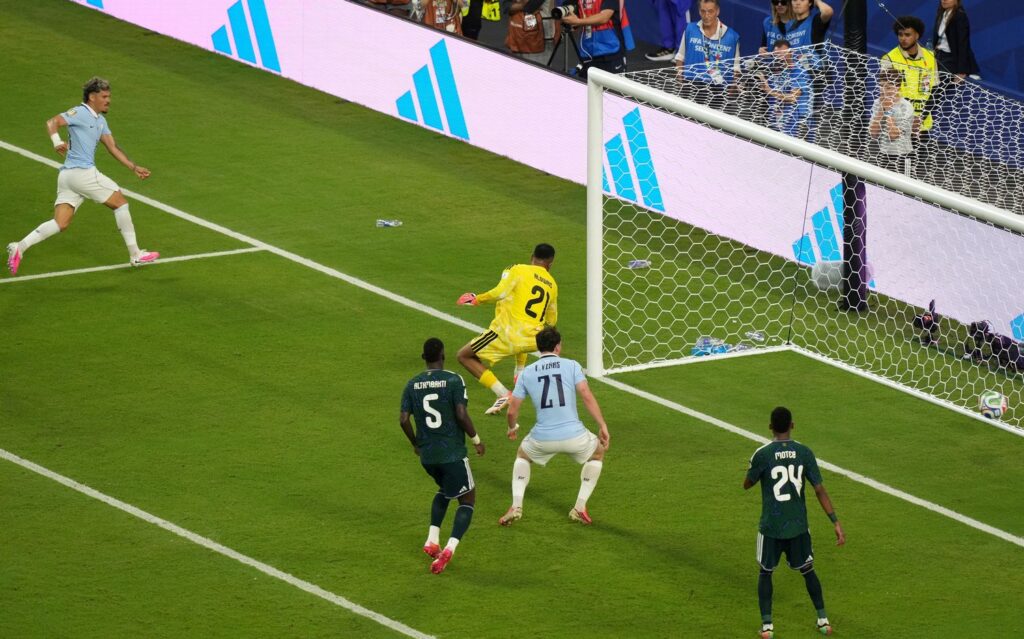 Iran – Noua Zeelandă 2-2 și Uruguay – Arabia Saudită 1-1 la Cupa Mondială de fotbal