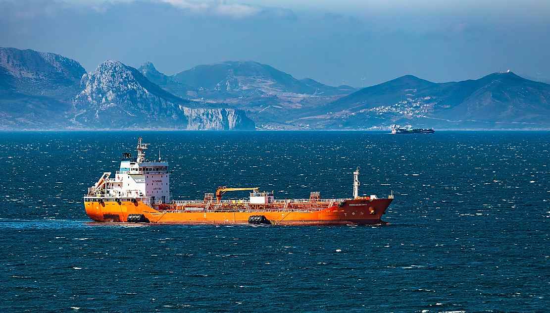 Comenzile globale de superpetroliere cresc. Preţul petrolulu