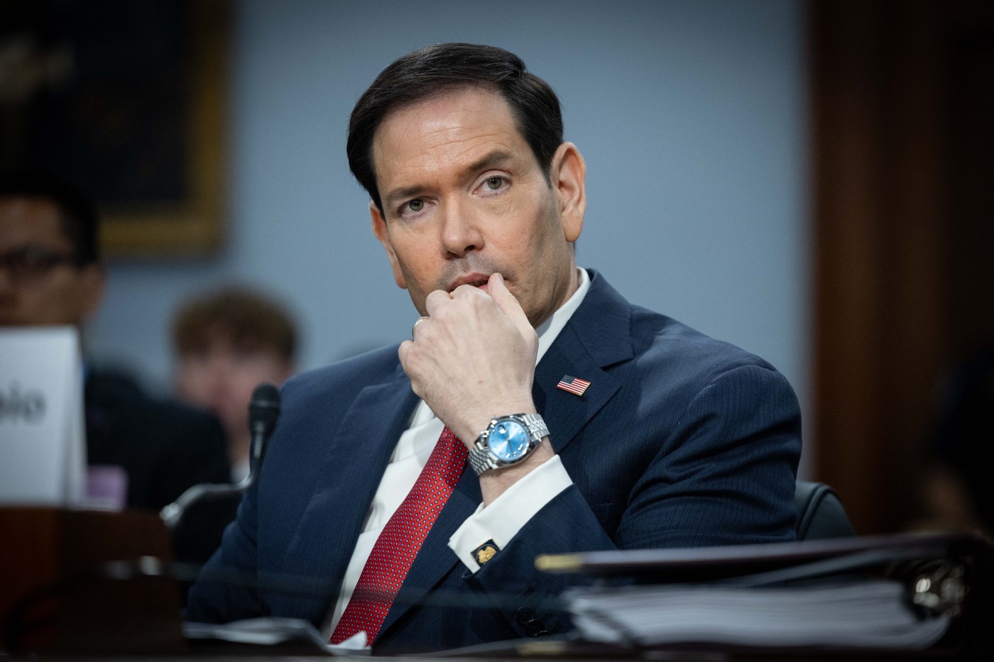Marco Rubio, supus unui tir de întrebări în Congres: De ce s-a epuizat aproximativ jumătate din stocurile noastre de rachete interceptoare Patriot? De ce rămâne închisă Strâmtoarea Ormuz? De ce a crescut prețul benzinei cu 1,50 dolari?