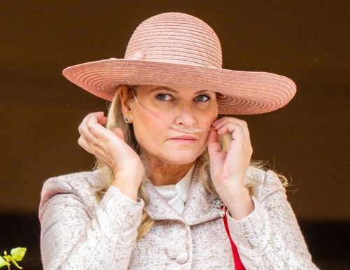 Prințesa Mette-Marit a Norvegiei a suferit un transplant pulmonar reușit