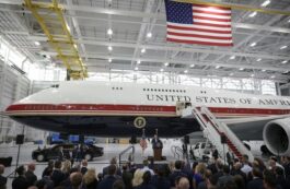 Donald Trump va efectua în această săptămână primul său zbor la bordul noului Air Force One oferit de Qatar