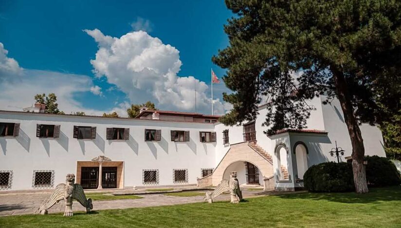 Palatul Elisabeta. foto: Facebook, Familia Regala a Romaniei