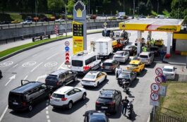Politico: Economia Rusiei este la capătul puterilor în urma atacurilor ucrainene