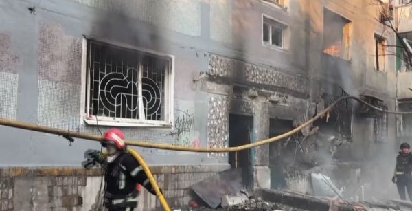 Cel puțin 10 morți, printre care și un copil, după noi atacuri rusești în Ucraina