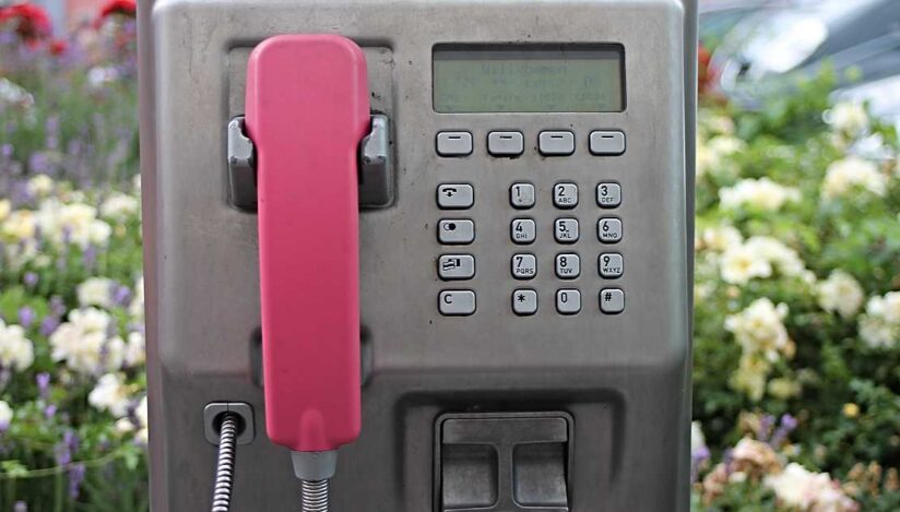 Telefon stradal / Pixabay